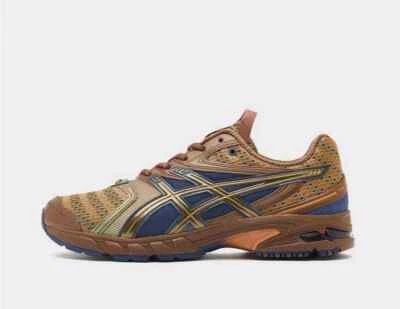 Zapatillas De Correr ASICS UB9-S GEL-DS TRAINER 14 Para Hombre En Marrón - Imagen 1 de 4