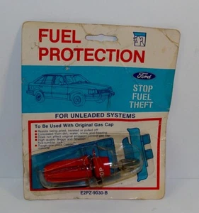 Vintage Ford Gas Cap Lock Briggs Stratton NIP NOS Advertising OEM Pre Motorcraft - Picture 1 of 2
