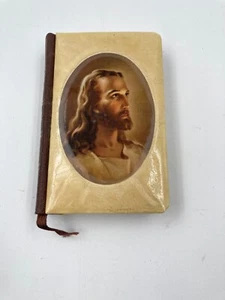 Vintage New Testament Pocket Mfd in Great Britain Leatheroid Back 1941 - Picture 1 of 7