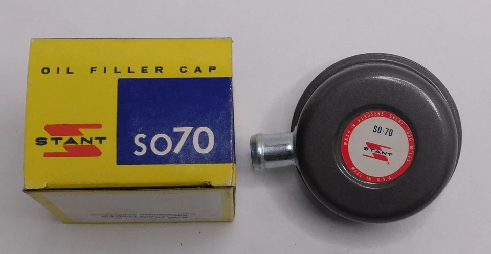 Tapa respirador de aceite Stant SO-70 1968-1973 Ford Mustang AMC Jeep Dodge Nuevo de Lote Antiguo Foto 1 de 4