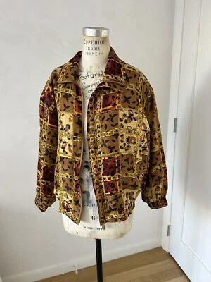 Bombardero de seda vintage estampado Fuda talla pequeña Foto 1 de 4