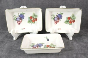 3 Wedgwood Fruit Sprays Hors d'Oeuvres Dishes / small Casseroles oven to table - Picture 1 of 8