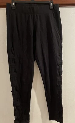 Leggings TORRID Premium preta escada lateral malha plus size 1 (14-16) - Imagem 1 de 4