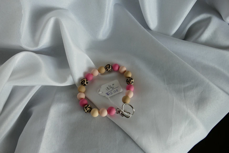 Pet Necklace - Image 1 of 1