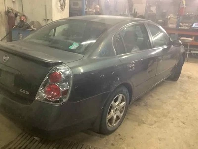 Used Automatic Transmission Assembly fits: 2005 Nissan Altima AT 2.5L 4 cylinder - Image 1 of 4