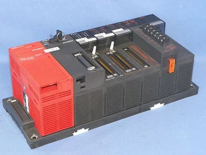 PLC Mitsubishi MELSEC A1S61P, A2USCPU-S1, A1SX42, A1SY42, A1SY41, A1SJ71PT32-S3 - Imagen 1 de 1