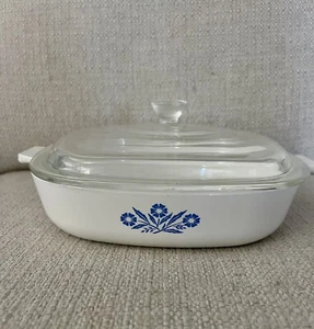 Corning Ware P-9-B 9 Inch Serving Casserole Dish BLUE CORNFLOWER Pattern w/ Lid - Picture 1 of 4