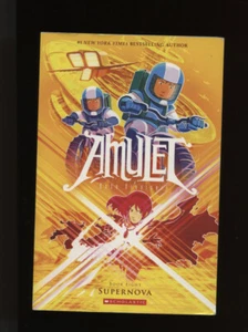 Kibuishi, Kazu: Amulet #8 - Supernova ** Signed ** TPB 1st/1st - Picture 1 of 5