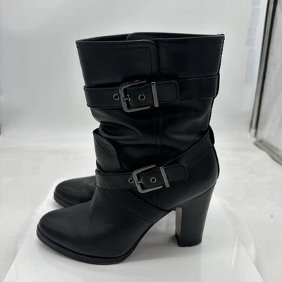 Botas Pour La Victoire para mujer de cuero negro Roslin con hebilla a media pantorrilla talla 8M Foto 1 de 4