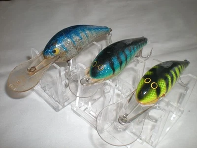 3 Vintage Strike King Dance-N-Shad ~4.5" SLVR/BLU  3.5" BLU/BLK, 4.25" YLW - EXC - Image 1 of 4
