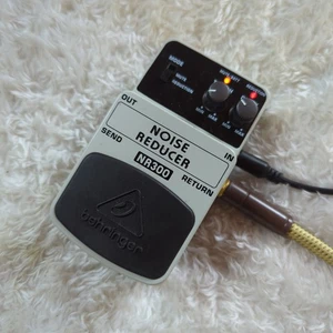 behringer NR300 Noise Reducer, Noise Gate - Bild 1 von 6