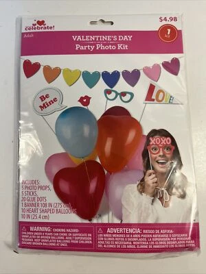 Kit de fotos de fiesta de San Valentín, 10 globos en forma de corazón, 1 pancarta, 5 accesorios para fotos Foto 1 de 4