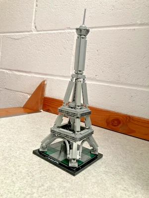 LEGO architecture lego 21019 Tour Eiffel Paris France collector complet - Photo 1/4