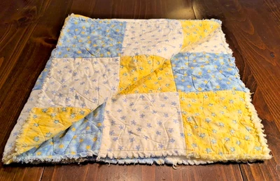 Manta Baby Edredón Retazos Estrellas Lunares Amarillo Blanco Azul 40x40 Cosido a Mano Foto 1 de 4