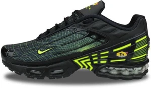 Women 7.5US Nike Air Max Plus TN 3 Black Retro Sneakers Trainers Men 6US - Picture 1 of 8