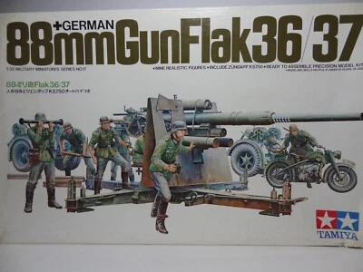 TAMIYA 1/35 COD.35017 GERMAN 88mm GUN FLAK 36/37 + ZUNDAPP + 9 FIGURINI COMPLETO - Immagine 1 di 4