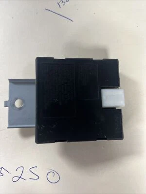 Módulo de control de entrada sin llave Infiniti QX56 2011-2013 bloqueo robo OEM Foto 1 de 4