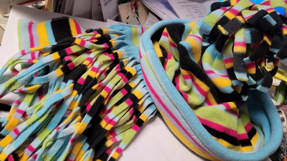 Conjunto de bufanda y tobogán multicolor para niñas nuevo  Foto 1 de 1