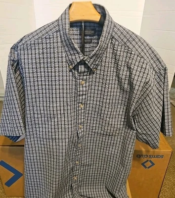 Van Heusen XL 17-17 1/2 Blue Stripes Textured Short Sleeve Button Down Shirt - Image 1 of 4