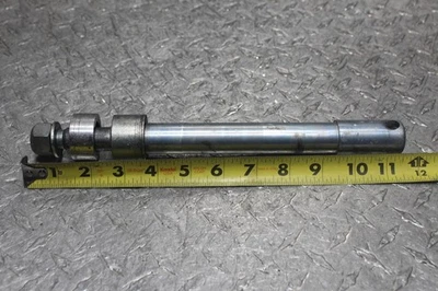 ОРИГИНАЛЬНЫЙ БОЛТ ОСИ ПЕРЕДНЕГО ОБОДА КОЛЕСА 2017 HARLEY-DAVIDSON SPORTSTER 883 41628-08 - Изображение 1 из 4