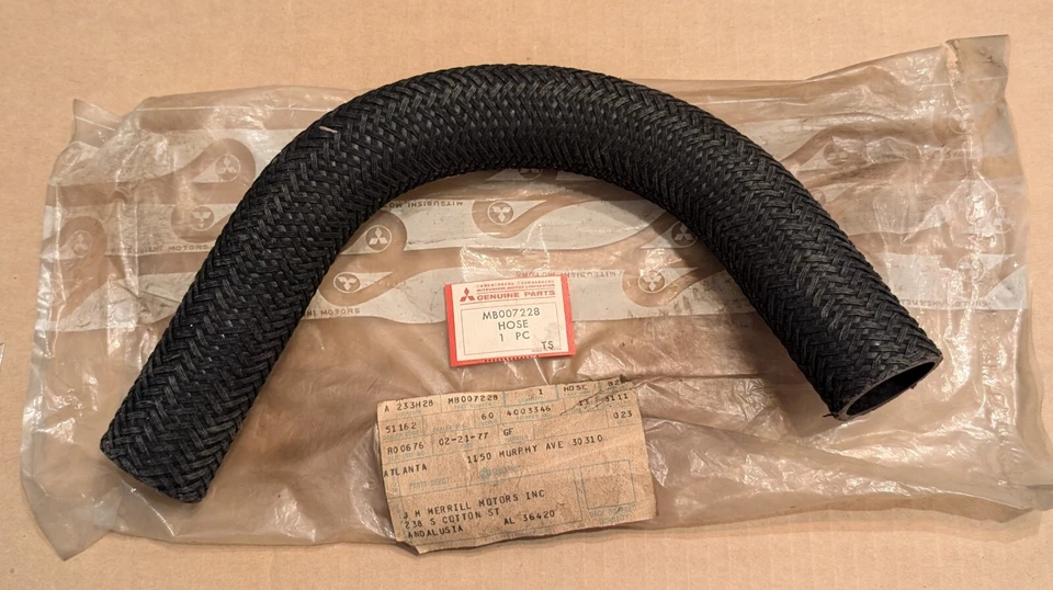 Manguera de rueda inferior Mopar/Mitsubishi NOS 1975 Dodge Colt con motor "U" 2000cc Foto 1 de 1