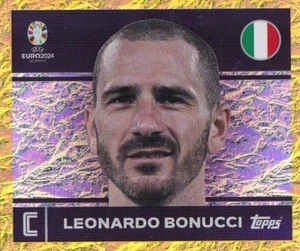Adesivo Topps UEFA Euro 2024 Swiss ITA 2 Leonardo Bonucci Capitano Oro Parallelo - Foto 1 di 2