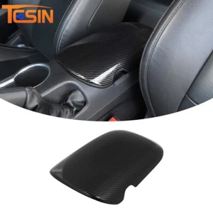 Cubierta de reposabrazos central con patrón de fibra de carbono decoración para Ford Mustang 2015-2025 - Imagen 1 de 9