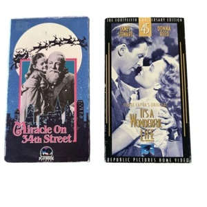 Bundle 2 VHS Christmas Movies Miracle On 34th Street It's a Wonderful Life - Picture 1 of 7