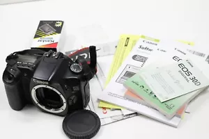 Canon EOS 30D 8.2MP Digital SLR Camera Body WORKS BUT STICKY SHUTTER BUTTON /834 - Picture 1 of 8