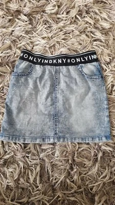 Falda de niña dkny Foto 1 de 4