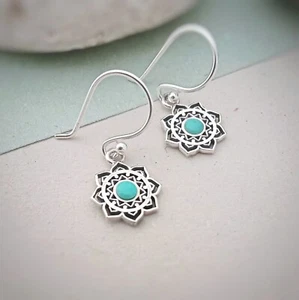 Kleine Mandala Lotusblüte Ohrhänger in Sterling Silber & Türkis, Boho - Bild 1 von 9