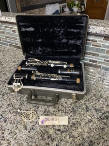Vintage Bundy Resonite Selmer Company Clarinet With Case - Picture 1 of 8
