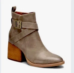 Korks By Kork-Ease Shyla Ankle Boots Block Heel New Size 8.5 Taupe - Picture 1 of 12