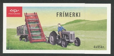 Iceland 2008 Booklet Old Ferguson tractor IHC Bulldozer. MNH - Image 1 of 2
