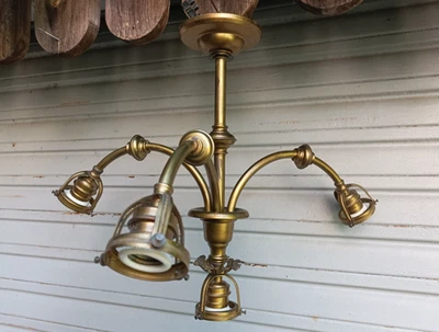 Ancien lustre 4 feux en laiton - époque et style Napoléon III - état de marche - Photo 1/4