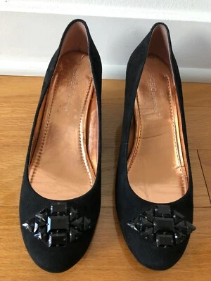 BCBGeneration BG-Tommie Black Suede Wedge Heel Embellishment Size 7 M  - Image 1 of 4
