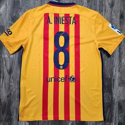 Camiseta de futebol 2016 Nike Barcelona Away Andres Iniesta masculina L Espanha La Liga Barca - Imagem 1 de 4