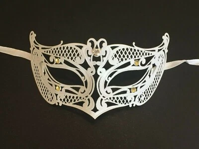 Máscara de fiesta coleccionable Mascarada y eventos de Mardi Gras - Máscara de metal cortada con láser  Foto 1 de 4