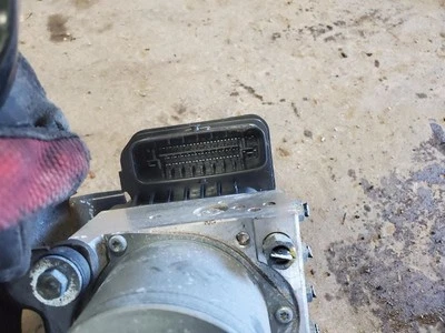 Conjunto de actuador y bomba de pieza de freno antibloqueo para 16 LEXUS GS200T 1727085 Foto 1 de 4