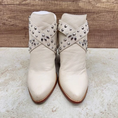 Chinese Laundry Women's Small Town Ankle Boot White Size 7.5 - Image 1 of 4