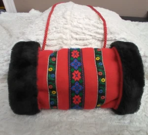 Hand Warmer Norwegian Fair Isle Black Faux Fur Muff Tassels Neck Cord Red Vtg - Picture 1 of 9