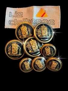 Menge 8 recycelte Gold und schwarz Wappen Metallknöpfe Liz Claiborne - Bild 1 von 5