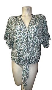 Blusa MAX STUDIO Top Para Mujer Talla M Verde Blanco Estampado Floral Cuello en V Dobladillo SS - Imagen 1 de 6