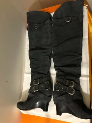 Bota Naughty Monkey Story Teller para mujer, 6 M EE. UU., gris Foto 1 de 4