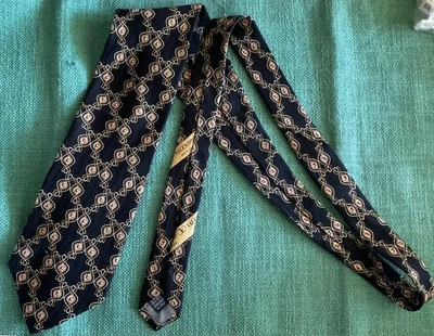 Corbata Colección Valentino Cravette 100% Seda Hecha a Mano en Italia Foto 1 de 4