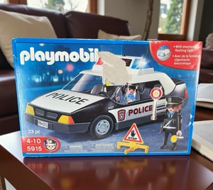 RAR NEU Playmobile 5915 Polizeiauto mit Zubehör & 2 Figuren - Bild 1 von 7