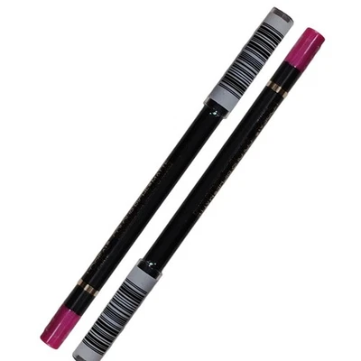 2× L'Oréal Colour Riche Matte Lip Liners – 106 Strike a Matte-Ch, Creamy Nude - Image 1 of 4
