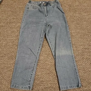 Alfred Dunner Size 12 Women's Jeans Light Wash Elastic Waist 29" inseam - Picture 1 of 4