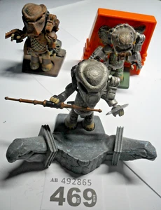 Figuras de acción Mez-itz Predators con bases expositoras W469 - Imagen 1 de 12