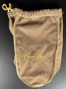 Crown Royal Vanilla Canadian Whisky Tenente Bottiglia Marrone Sacchetto Regalo - Foto 1 di 5
